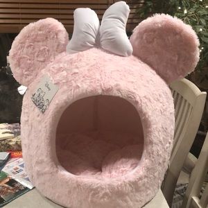 minnie mouse cat bed